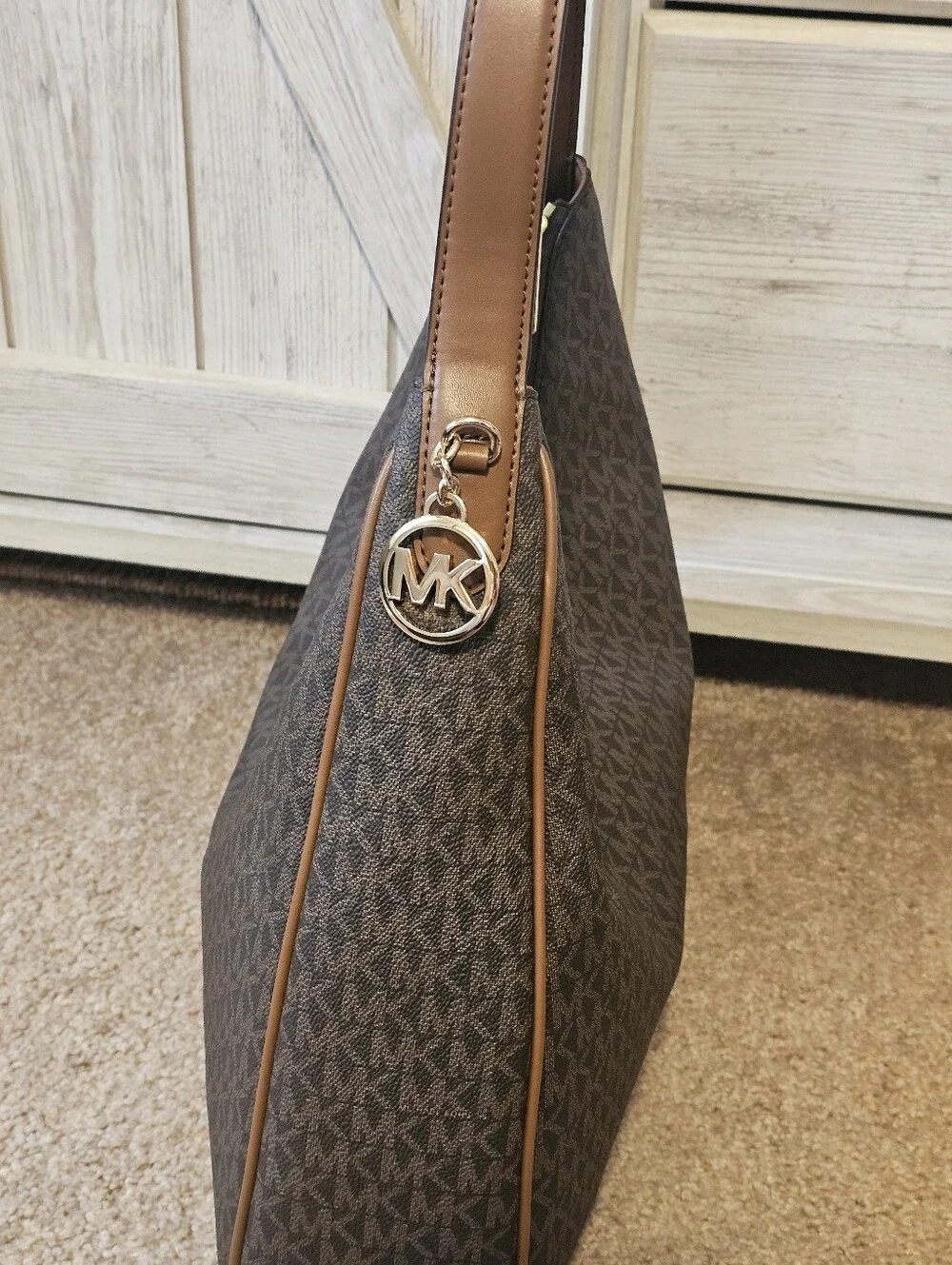 MICHAEL KORS NOLITA LARGE SIGNATURE HOBO SHOULDER BAG NWOT